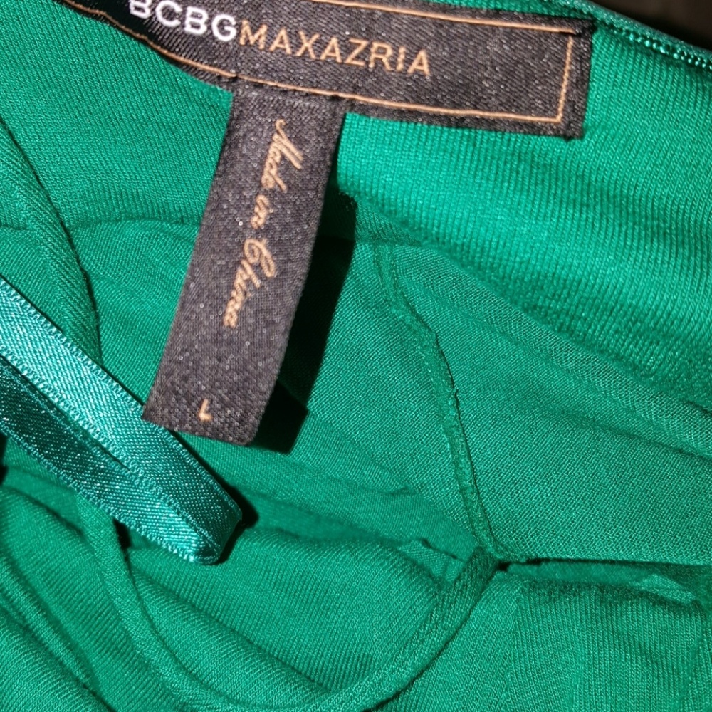 BCBG MaxAzria - Picture 4 of 6
